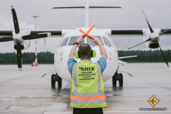 ATR ATR-72-202